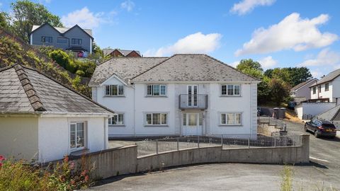 Fine and Country West Wales are thrilled to present a substantial executive home boasting Five bedrooms, 3 bathrooms and with sea views, located in the desirable town of New Quay. This impressive, detached residence offers generously sized reception ...
