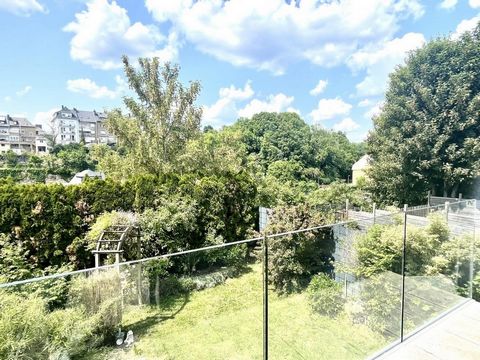 Discover this magnificent house located in the highly sought-after Bonnevoie district of Luxembourg. It benefits from an ideal location and offers an exceptional living environment. This spacious property and free on 3 sides is perfect for those look...