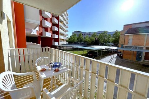 Stay in this nice apartment located in Caorle with your family or friends. This spacious apartment is air-conditioned and has comfortable bedrooms. There is a private terrace where you can relax while sipping your favourite cup of coffee or tea. You ...