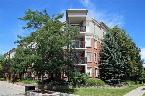 Premium corner unit surrounded by mature trees! Enjoy all the splendour and comfort of this fabulous quiet condo at Park I - an elegant low-rise in Oak Park. Rarely available Lafayette Model with 1,000 sq. ft. including the balcony, this spacious 2-b...