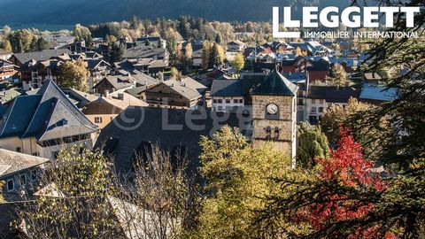 A30840JST74 - Centrally located restaurant lease FOR SALE in the Samoens valley. Possibility to be open year round as the clientele includes locals and tourists. Indoor and outdoor dining available. Licence III + Licence GR (Grande restauration) to i...