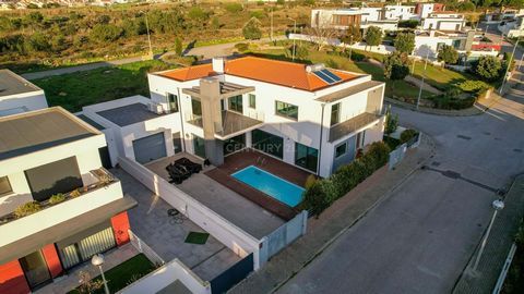 Discover the Pinnacle of Comfort and Sophistication in Ericeira! We present a unique residential opportunity that redefines the concept of beachfront luxury. This stunning 5-bedroom villa combines contemporary architecture with refined design details...