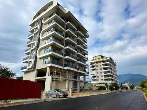 ALANYA/DEMİRTAŞ 700 METER VOM MEER ENTFERNT 1+1,52 m2 2. OG WEISSE WARE 1 BADEZIMMER,1 BALKON FREIBAD-GARTEN-PARKPLATZ-AUFZUG KONTAKTIEREN SIE UNS FÜR DETAILS. Whatsapp: ... ... ... > Features: - Intercom - Balcony - Garden - Alarm - Barbecue - Doorm...