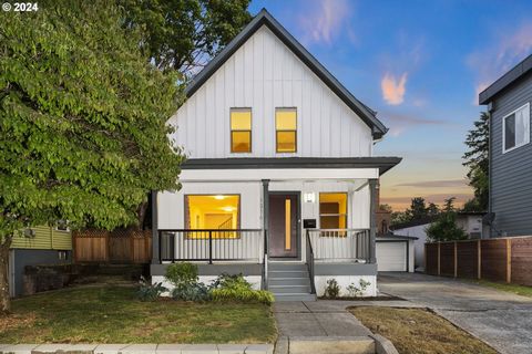 Heart of Sellwood gem neighboring Llewellyn Elementary, short walk to multiple parks, 1 mile to Eastmoreland Golf Course, 3 mins to Waverly Country Club, 5 mins to Reed College, 10 mins to Lewis & Clark/DT, and 20 mins to PDX! 250k in upgrades/remode...