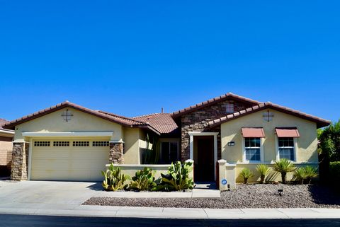 Lowest price per sq ft, BRUNELLO MODEL, the most popular floorplan in Tuscany, is a 3 bedroom and Den on the more desirable Florentine side of Tuscany with no pool to worry about. House is on an inside lot and on West side of the Tuscany Gated commun...