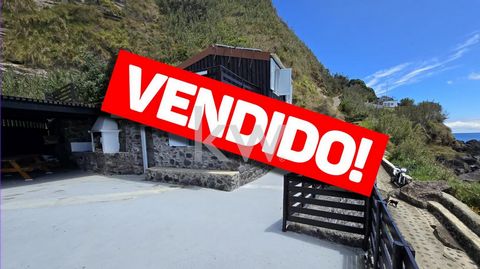 Découvrez votre havre de tranquillité et de paix dans cette charmante villa située dans la pittoresque Rocha da Relva, appartenant à la paroisse de Relva, municipalité de Ponta Delgada, sur la magnifique île de São Miguel, aux Açores. Cette propriété...