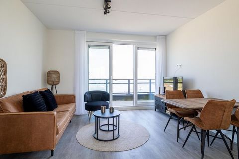 Willkommen in Ihrem Refugium am Meer in Sint-Annaland, wo Entspannung auf atemberaubende Aussichten in diesem charmanten Apartment im ersten Stock trifft. Dieses Refugium ist perfekt für bis zu 4 Gäste geeignet und bietet einen idyllischen Rückzugsor...