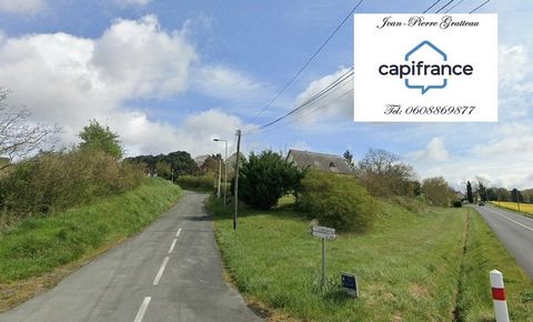 Capifrance vous propose sur Châtellerault Est, un terrain de 3840 m2 divisible en 3 parcelles de 1140m2, 1190m2, 1510 m2 voir plus si les terrains font 500 m2. Les réseaux sont devant le terrain. Ce terrain a une vue panoramique sur la ville de Châte...