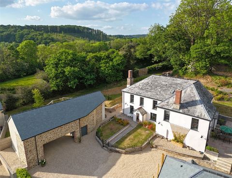 Tower Hill House is an exceptional period home, discreetly positioned in a peaceful, tucked away location. Believed to date back to the 1800’s, the property is rich in original character, showcasing features such as beamed ceilings, traditional firep...