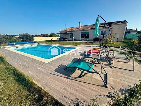 VILLA DE PLAIN PIED AVEC JARDIN , PISCINE ET GARAGE