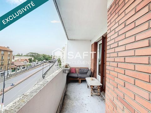 Appartement de 72 m2 avec balcon, place de parking et cave.