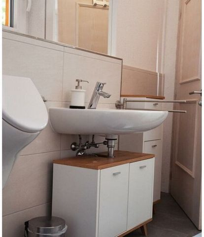 Welkom in ons volledig nieuw gecreëerde, liefdevol ingerichte vakantieappartement! Hier heeft u zowel binnen als buiten voldoende ruimte en rust om u helemaal op uw gemak te voelen en te ontspannen. TV, WiFi, vaatwasser, espressoapparaat. Badkamer me...