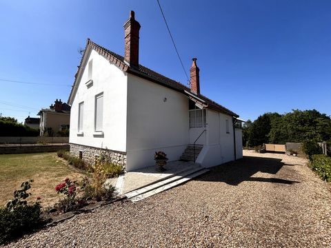 ENVIRONNEMENT CHAMPETRE avec accès direct privatif à un bord de rivière PROCHE DE TOUTES COMMODITÉS