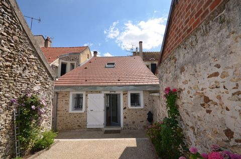 CHATEAU THIERRY (02) à vendre Maison en pierre de 4 pièces avec une dépendance