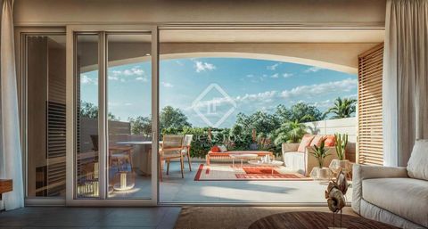Lucas Fox presents this exclusive new build luxury semi-detached house measuring 179 m² and totaling 95 m² of terraces, with a private pool, private garage for two vehicles, and distant views of Fornells Bay. It is located in a complex comprising a t...