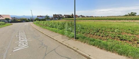 Dit appartement voor gemengd gebruik in Schlaitdorf biedt alles wat uw hartje begeert. Met een perceeloppervlakte van 1396 m² en een hoog waarderingspotentieel is het bij uitstek geschikt voor investeerders. De herbestemming zal snel plaatsvinden en ...