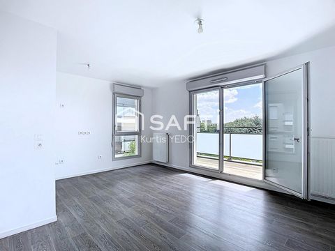 Beau 2 pièces lumineux avec balcon – À 12 min de Vert de Maisons