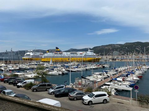 APPARTEMENT TOULON PORT MARCHAND