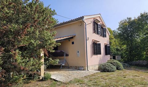 Location: Primorsko-goranska županija, Vrbnik, Vrbnik. KRK ISLAND, VRBNIK (surroundings) - Detached detached house with two apartments Near Vrbnik, 6.5 km from the sea, a detached house surrounded by greenery is for sale. On a spacious plot of land, ...