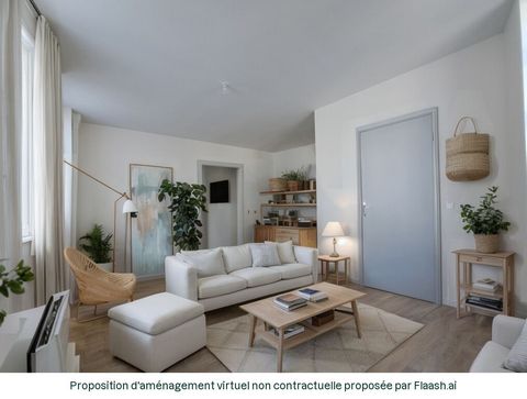 Located on the 1st floor, this apartment is part of a small set of 5 apartments opening onto a large terrace of 80 m2 to share. Ideally located in the village of La Pointe à Bouchemaine, behind Place Ruzebouc, a few meters from the banks of the Loire...
