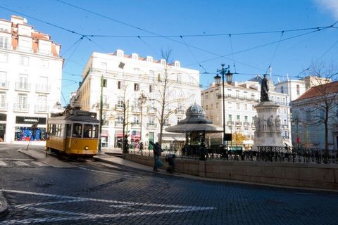3 Bedrooms / Bairro Alto – Lisbon / Refurbished / Balcony / Terrace / 75.5m² I present you the opportunity to purchase this apartment in one of the best locations in Bairro Alto. It is a property with 6 rooms, 75.5m² of private gross area, located on...