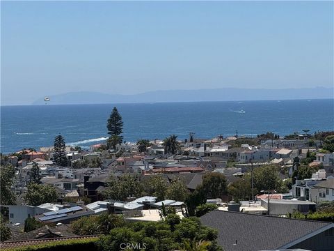 Newly listed, high on a hill in Corona Highlands, is a super prime residential home, on one of the Highlands most spectacular view lots. Featuring over 200 degrees of wide Pacific Ocean views from the waters off South County, to a full-on view of Cat...