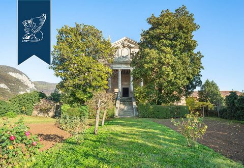 In the leafy countryside on the outskirts of Vicenza, there is this prestigious 16th-century estate with a big planted park for sale. This is undoubtedly a historical building of great value, known as one of the most important Venetian villas in this...