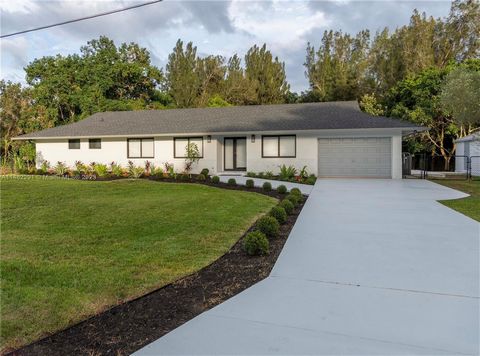 Come and enjoy this stunning and completely renovated Ranch Style Home settled on 1 Acres in sought after Southwest Ranches. This truly move in ready home offers 3 bed,2 bath plus AC garage perfect for gym. This open concept home has a gourmet kitche...