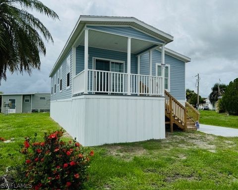 Seller say's make an offer ......Brand New never lived in... Manufactured Home on Oversized Lot in Old Bridge Village Welcome to your dream retirement oasis in the beautiful, thriving 55+ resort-style boating community of Old Bridge Village, located ...
