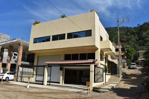 House for Sale in Boca De Tomatlan Puerto Vallarta Jalisco Beautiful house near the beach. Functional design with large and comfortable spaces. It is located in front of the Boca de Tomatl n River and is located about 50 meters from the boat ramp for...