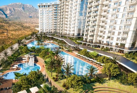 Lägenheter med havsutsikt i ett femstjärnigt hotellkomplex i Mahmutlar, Alanya Mahmutlar är den mest utvecklade regionen i Alanya med sina sociala faciliteter. Med sin 5 km långa strand, restauranger som serverar internationella rätter och underhålln...