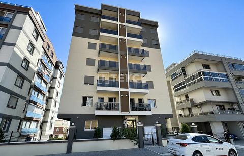 Investeringsappartementen met Uitzicht op Zee in İzmir Çiğli De appartementen liggen in de wijk Çiğli in İzmir. Çiğli onderscheidt zich als de dichtstbijzijnde ontwikkelingsregio van de centrale districten van İzmir en is geschikt voor investeringen....