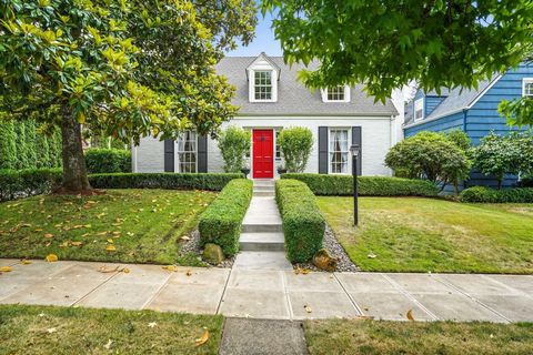 Captivating 1934 Cape Cod in Salem's lovely historic Gaiety Hill neighborhood. Inviting open-concept kitchen w/ island and marble countertops. Charm abounds w/ 2 fireplaces, recently-refinished wood floors, built-ins and crown moldings. Expansive mai...