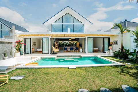 Cozy and modern villa for the whole family and investment. The villa is fully designed and you can feel the whole atmosphere of Bali inside. The villa is ready to move in immediately. The territory has its own swimming pool, landscaped area. Also it'...