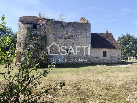 LONGERE + VESTIGES ANCIEN CHATEAU - STUDIO