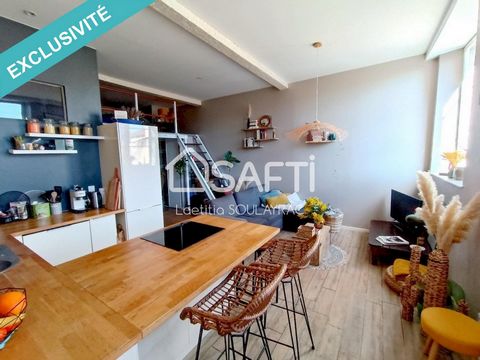 EXCLUSIVITE Appartement à Castres - Au deuxième étage d'un immeuble, je vous présente ce bel appartement de 2 pièces d'environ 48 m² + mezzanine. Dès l'entrée, on découvre un séjour très lumineux de plus de 20 m², avec cuisine ouverte. Côté nuit, vou...