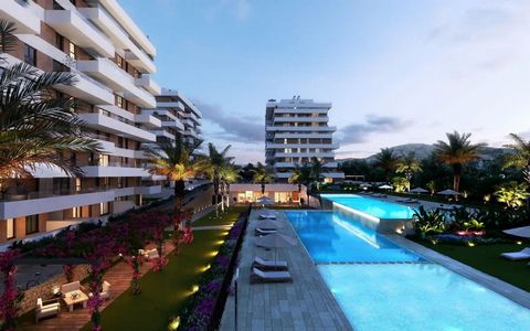 Ontdek de belichaming van luxe aan de kust met dit prachtige appartement met twee slaapkamers dicht bij de prachtige en rustige stranden van Playa Torres! Deze prachtige residentie ligt genesteld in een exclusieve urbanisatie en biedt ongeëvenaarde e...