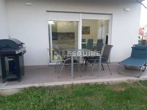 Location: Zadarska županija, Zadar, Arbanasi. ID CODE: 374 Esquire Real Estate d.o.o. Mob: ... E-mail: ... ...