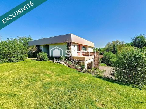 MONTAUVILLE : Maison d'architecte de 250m² avec 5 chambres