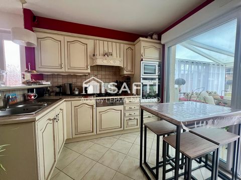 Maison de plain pied sur sous-sol dans quartier calme et boisé de Stella