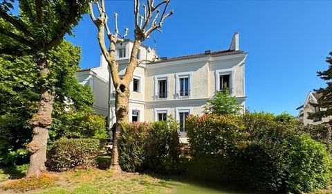 A vendre Colombes, Les Vallées , 7 pièces, 4/5 chambres avec grand jardin arboré
