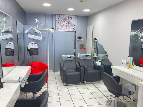 MONTELIMAR, fonds de commerce 80m2