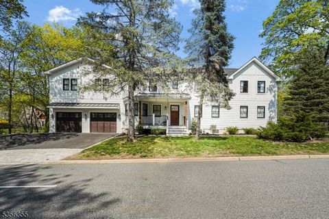 Expertly rebuilt from the ground up on its original 1870s foundation, this extraordinary 6-bedroom, 5.5-bath modern farmhouse blends timeless charm with top-tier design and smart home technology. Every detail was thoughtfully considered, from the fin...