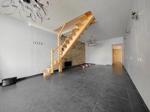 Maison mitoyenne entièrement rénovée