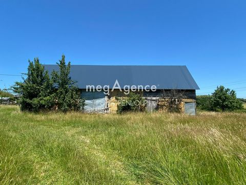 BATIMENTS A RENOVER SUR UN TERRAIN DE 5000 m²