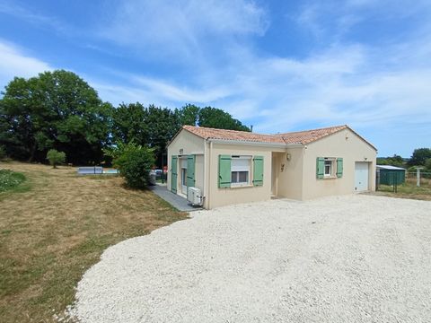 Maison à vendre 6 pièces SAINT MARTIN DE SAINT MAIXENT (79) ? Pavillon de plain-pied de 115 m² Grand terrain, piscine et espaces optimisés