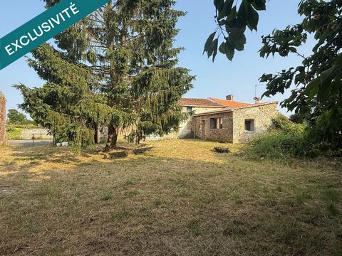 Maison en pierre à finir de réhabiliter