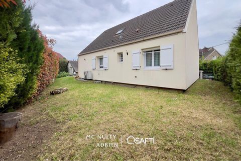 Pavillon 4 chambres 120m2 avec 400m2 de Terrain.