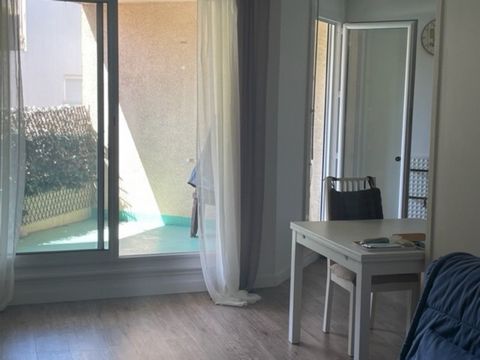 (13),MARSEILLE 8e, Appartement grand T2 MEUBLE 53m² avec BOX 16m2 TERRASSE SUD 8m2 et cave / 294 975 Euros