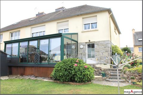 Maison en centre ville sur sous sol -St Jouan des guerets - 135m2